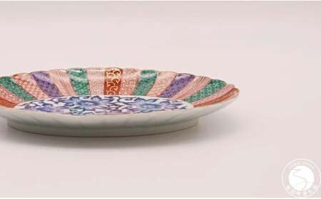 有田焼 染錦祥瑞菊割楕円皿【深海三龍堂】和食器 和風 お皿 オーバル プレート ジャポニスム 高級感 陶磁器 伝統工芸 金襴 35000円 3.5万円 A35-596