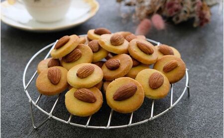 【低糖質】手作り 一粒アーモンドバタークッキー スイーツ デザート お菓子 焼菓子 砂糖不使用 小麦粉不使用 濃厚 食べやすい 糖質制限 サクサク 健康管理 グルテンフリー 