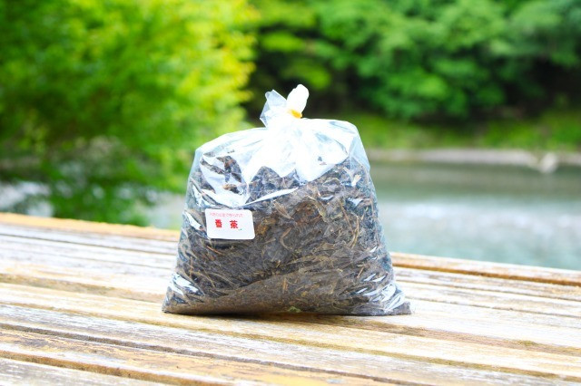 
大塔の山里で作られた「番茶」400g (200g×2袋) / 和歌山 田辺市 お茶 茶 緑茶 村
