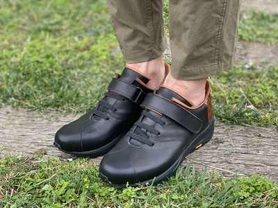 快適 !職人が作る レザースニーカー 黒 × 茶 27cm | 関口善大靴工房 くつ 革 職人 靴 レザー 本牛革 調布 ファッション スニーカー 東京都 ブラック ブラウン