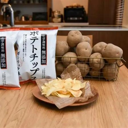 化学調味料無添加ポテトチップス　ガーリック味(55g×24袋)【1380790】