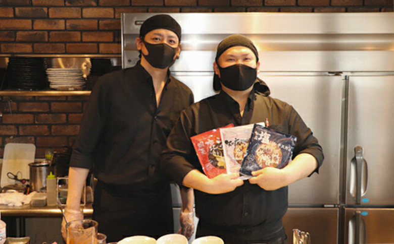 【定期便：全6回】知床ジンギスカン店「そら」知床ジンギスカン味付き生ラム肩ロース900g（300g×3）