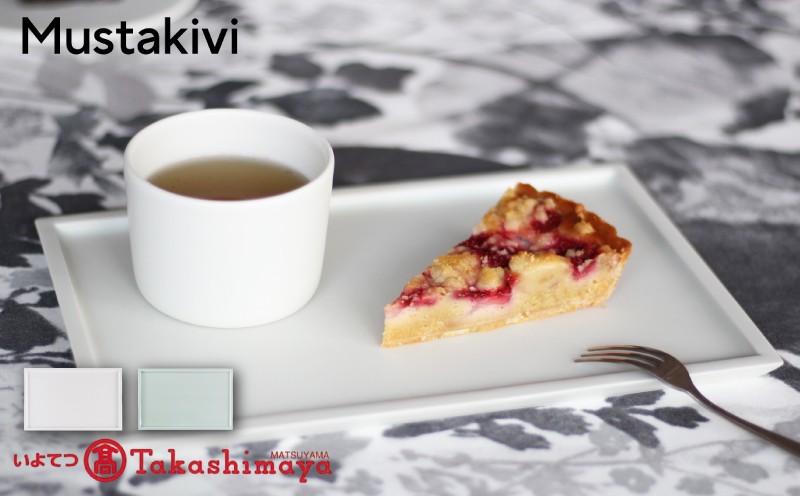 
            【Mustakivi】LONG PLATE HAKUJI SEIJI｜ ムスタキビ Mustakivi むすたきび MUSTAKIVI Marimekko マリメッコ デザイナー 砥部焼 北欧 キッチン 食器 食器 湯呑 皿 ティーカップ 石本藤雄 フィンランド おしゃれ ギフト プレゼント 贈り物 テーブルウェア 数量限定 人気 おすすめ 愛媛県 松山市 送料無料
          