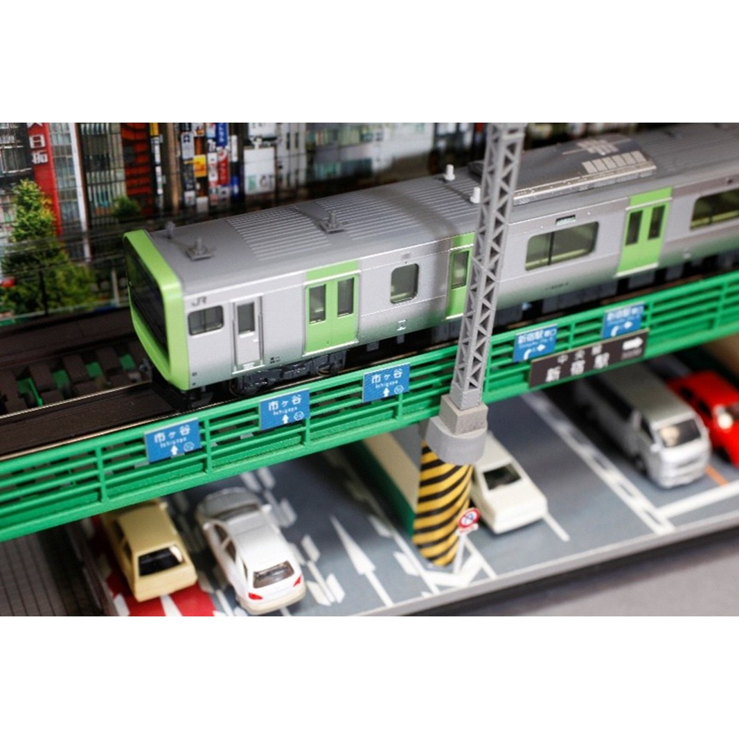 鉄道模型 走る情景(ジオラマ)シリーズ《E235系 山手線》