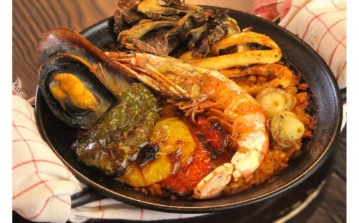 
                  魚介と彩り野菜の本格パエリア１人前×２皿　魚介 野菜 本格派 レストランの味 トラモント 食品 加工食品 冷凍 レトルト パエリア　石川 金沢 北陸 復興支援 復興応援
                