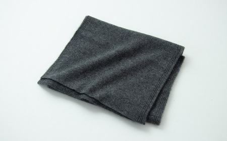 【UTOカシミヤ】天使のマフラー〈ミディアムチャコール〉（UTO）　マフラー カシミヤ カシミア マフラー カシミヤ カシミア マフラー カシミヤ カシミア マフラー カシミヤ カシミア マフラー カ