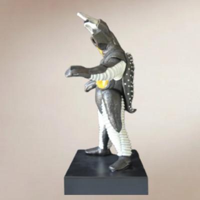 ふるさと納税 高石市 宇宙恐竜ゼットン(イルミネーション発光&音声ギミック搭載)GK完成品 ソフトビニール製塗装済完成品 |  | 02