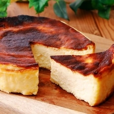 モンテローザ　濃厚バスクチーズケーキ5号×1個