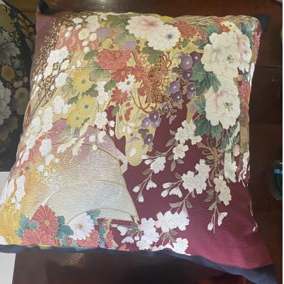 ふるさと納税 与謝野町 オリジナル ビンテージKIMONOクッションカバー(クッション付き)50cm×50cm ちりめん着物