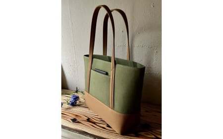 【2026年6月上旬発送開始】【 AKIRA オリジナル】【マツコの知らない世界 で紹介されました！】大きなトートバッグ レディスショルダータイプ カーキ帆布×茶色帆布 A4対応 大きい 大容量 軽量