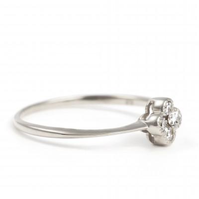 ふるさと納税 大月市 クローバーダイヤモンドリング　0.15CT　R3989DI-P#18 |  | 02