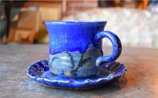 【②白色】陶芸家 尾田芳炎作 コーヒー碗皿 カップ & ソーサー 1組【一念窯陶芸美術ギャラリー】 [OBV003-02]