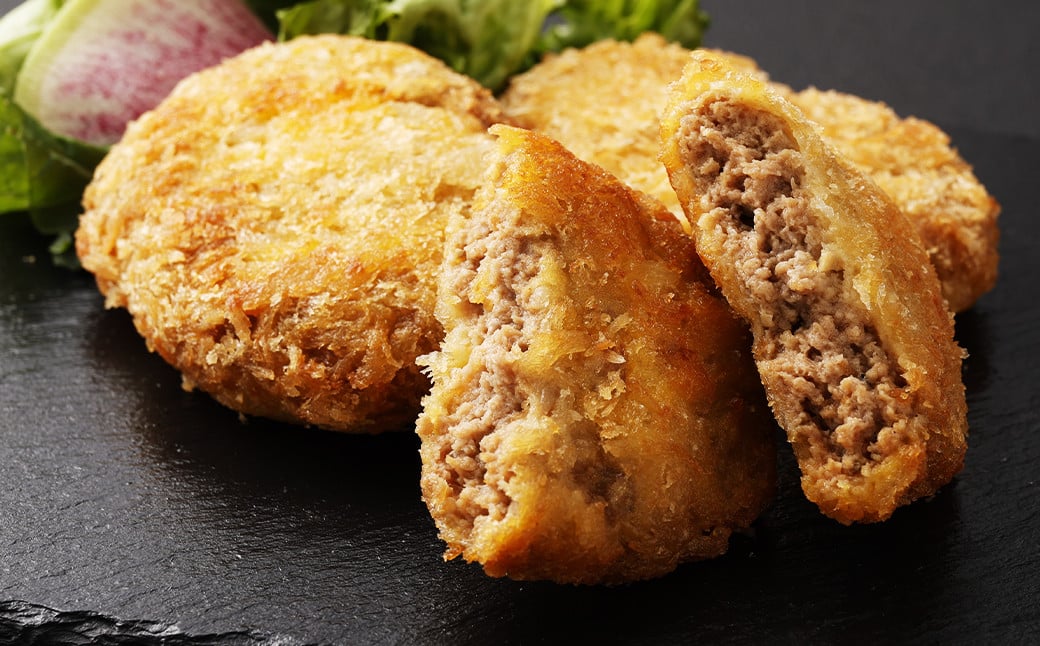 【全3回定期便】長崎和牛 出島ばらいろ入り お肉屋さんの特製 メンチカツ 80g×12個 計36個 (12個×3回) 