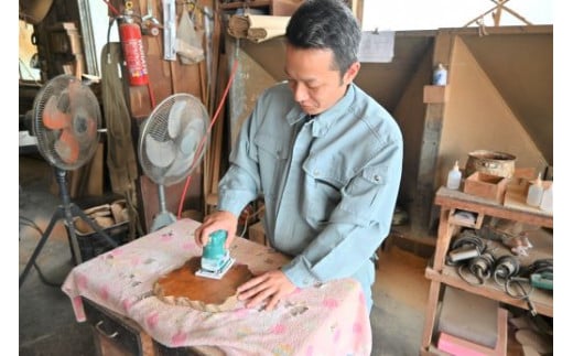 【屋久杉で創った】世界に一つだけの置物2文字(高橋工芸/033-1060)