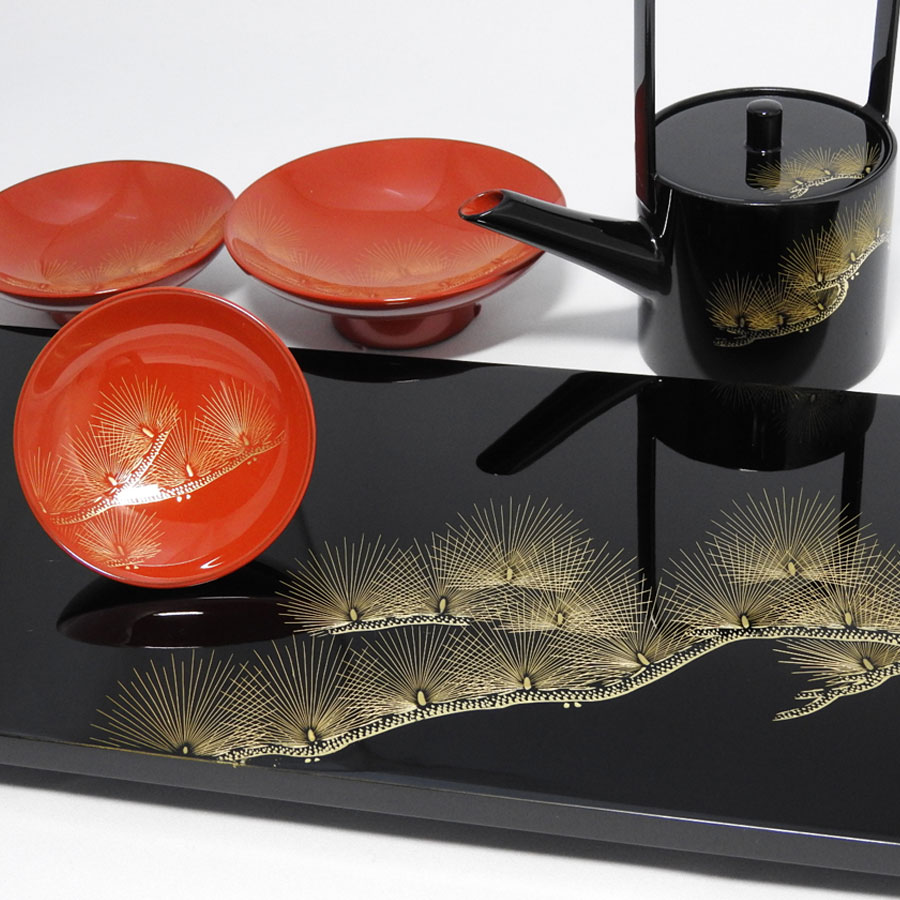 ＜中島忠平漆器店＞姫屠蘇器（沈金錦松）