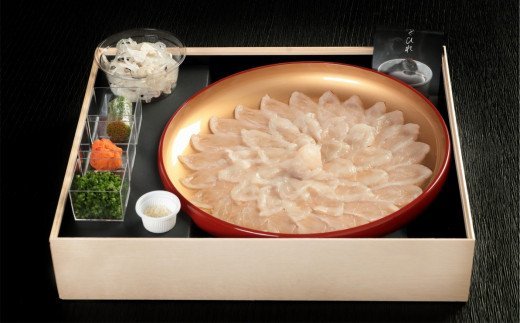 ミシュラン三ツ星獲得★★★料亭山田屋　とらふぐ刺しふぐ鍋セット（6人前）［冷蔵］