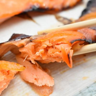 ふるさと納税 白井市 銀鮭3種食べ比べセット (西京漬・粕漬・甘塩) 各70g×2切れ |  | 03