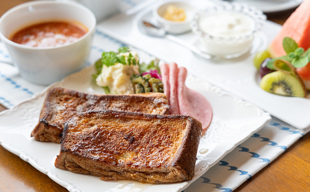 旅行 宿泊券 真栄田の海を見渡すツインルーム(朝食付 ペア宿泊券)|宿泊 チケット 人気 おすすめ ふるさと納税 沖縄県 恩納村
