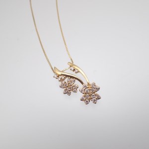 ジュエリー産地甲府 K18イエローゴールド２WAY花モチーフダイヤモンドネックレス　0.5ct　91818