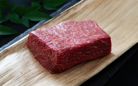 【本州のみ発送】飯舘村産黒毛和牛モモブロック 500g×2 ITTAH015