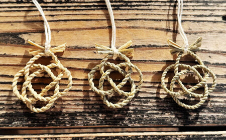 まこものしめかざり　雅ストラップ（中サイズ）島根県松江市/豊付堂　真菰　マコモ　しめ縄　お祓い　お守り[ALEM006]