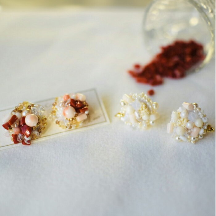 【ふるさと納税】【宝石珊瑚】 (選べる) 赤、白、ピンク珊瑚の刺繍ピアス イヤリング 【株式会社ケンセン35】[ATAR050-04]