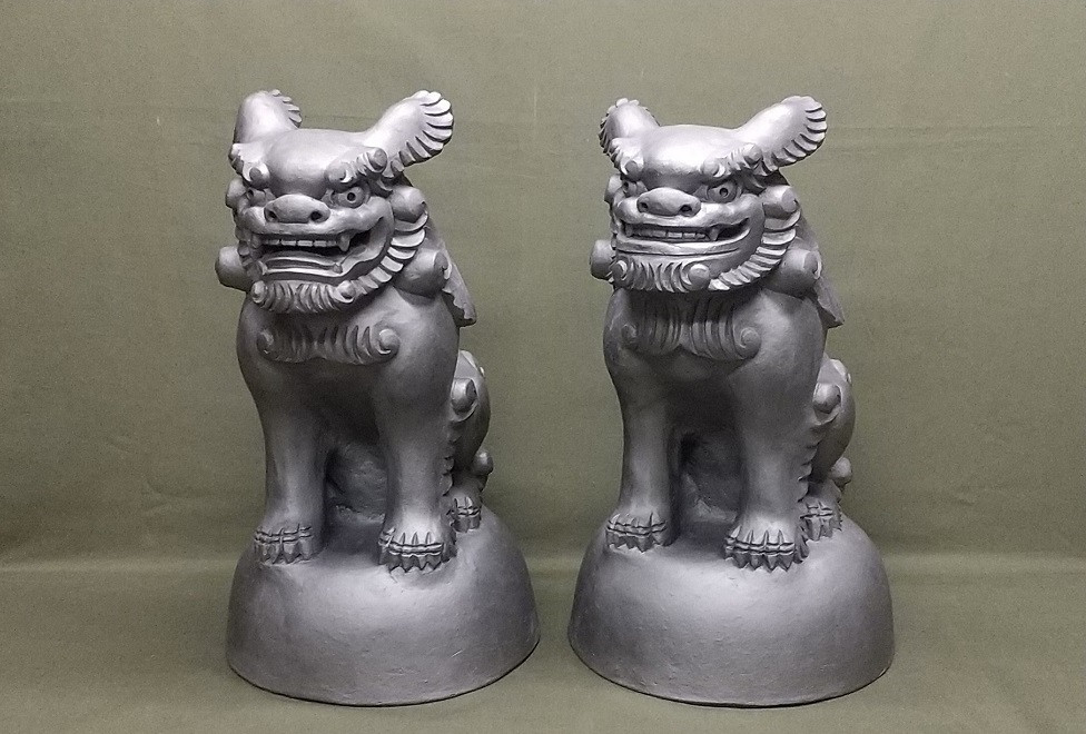 
            伝統工芸士の鬼師が作る 『シーサー 大サイズ 2体 』 狛犬 獅子 1対 開運 魔除 三州鬼瓦 工芸品 H064-031
          