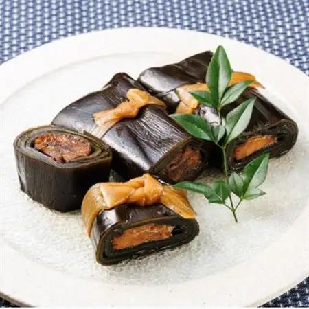 北海道産昆布で鮭(サケ)と鰊(にしん)を丁寧に巻いた昆布巻きセット(2本)_昆布巻 国産 北海道産 サケ ニシン コンブ だし 海藻 だし昆布 こんぶ水 出汁 乾物 こんぶ ギフト 調理済み 一人暮ら