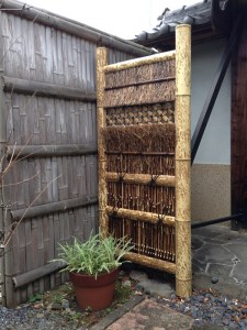 京竹工芸で和空間をつくる！袖垣の定番・西山垣（幅75cm）◇