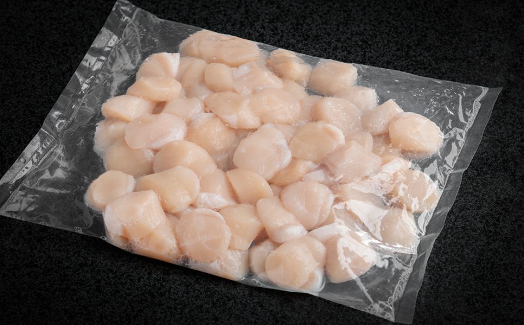 北海道オホーツク産 ホタテ貝柱 1kg【配送不可地域：離島】 BHRI008