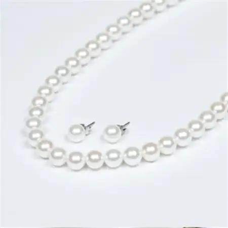 《いずみパール》貝パール8mmネックレス・ピアス2点セット(ホワイト)簡易箱付(AN160)【配送不可地域：沖縄県】【1555412】