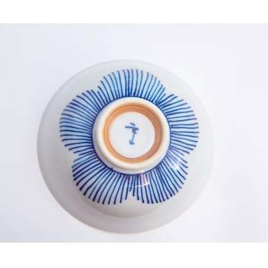 有田焼 シンプルな花柄のお茶碗 ペアセット 梅の花 お茶碗 まるぶん お茶碗 14000円 お茶碗 夫婦 シンプル お茶碗 花 お茶碗 A14-73_イメージ5