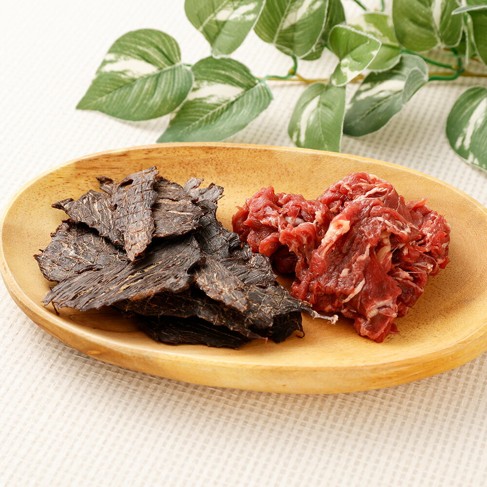 【ふるさと納税】ペット用馬肉（1kg×1袋）・馬刺しジャーキー（計100g（50g×2袋）） セット 合計1.1kg 馬肉100％ 馬肉 お肉 保存料 無添加 無香料 アレルギー ペット用品 犬 猫 ドッグフード キャットフード エサ 餌 おやつ 冷凍 熊本県 湯前町 送料無料