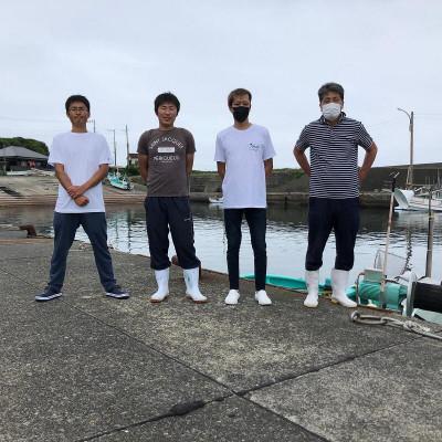 ふるさと納税 館山市 【金曜日発送】漁師直送!天然活トコブシ1kg(10〜20個) |  | 01