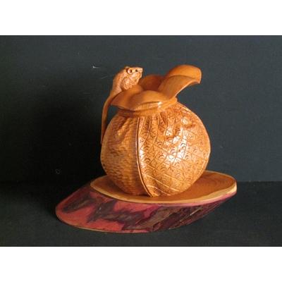 ふるさと納税 高山市 飛騨一位一刀彫　巾着に福ねずみ(小) e106 |  | 02