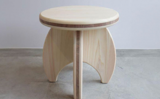 【高知県産ひのき】土佐のちょっと素敵な丸いす[Low]【木作り工房こだかさ】 [ATAT011]