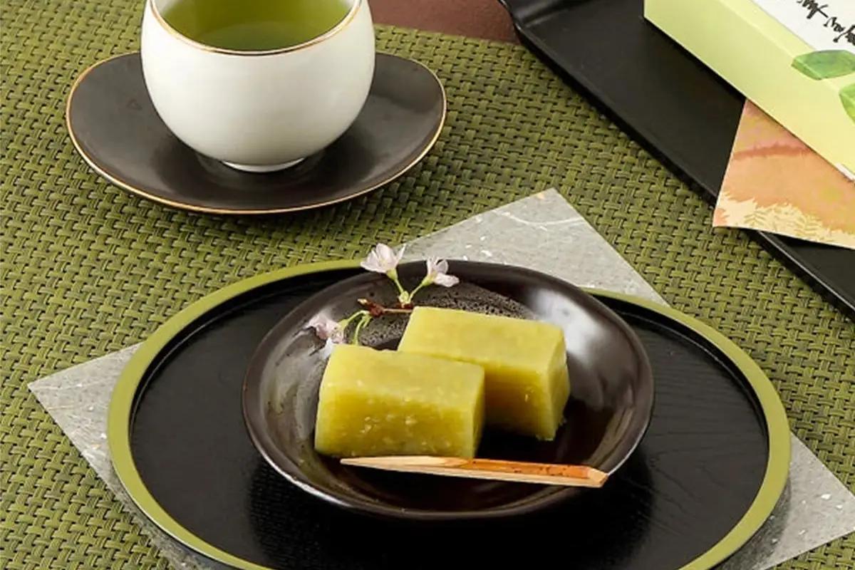 餅よし特製 ずんだ羊羹 (約150g×4) [0375]