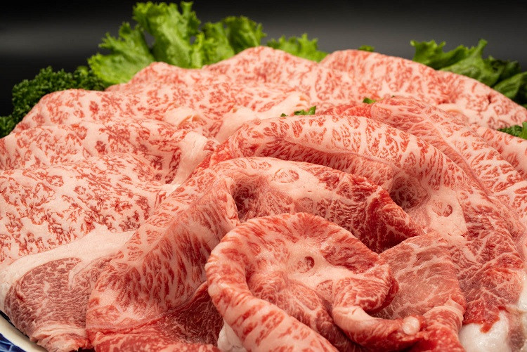 熊本県産 A5等級 和王 肩ロース・うで スライス セット 合計約1kg 牛肉 肩ロース うで肉