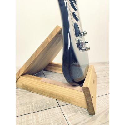 ふるさと納税 横手市 WOODWORKS ギタースタンド 1本掛 エレキギター用 /ライトブラウン　ラッカー塗装対応 |  | 03