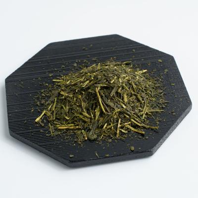 ふるさと納税 掛川市 荒仕上茶(茶農家飲み茶)静岡・深蒸し掛川茶200g×4袋(800g)セット |  | 01