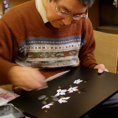 ふるさと納税 海南市 和歌山県海南市 蒔絵調 ダストボックス M角 6.7L 紫陽花ホワイト 和室に日本の美を添えるゴミ箱 |  | 03