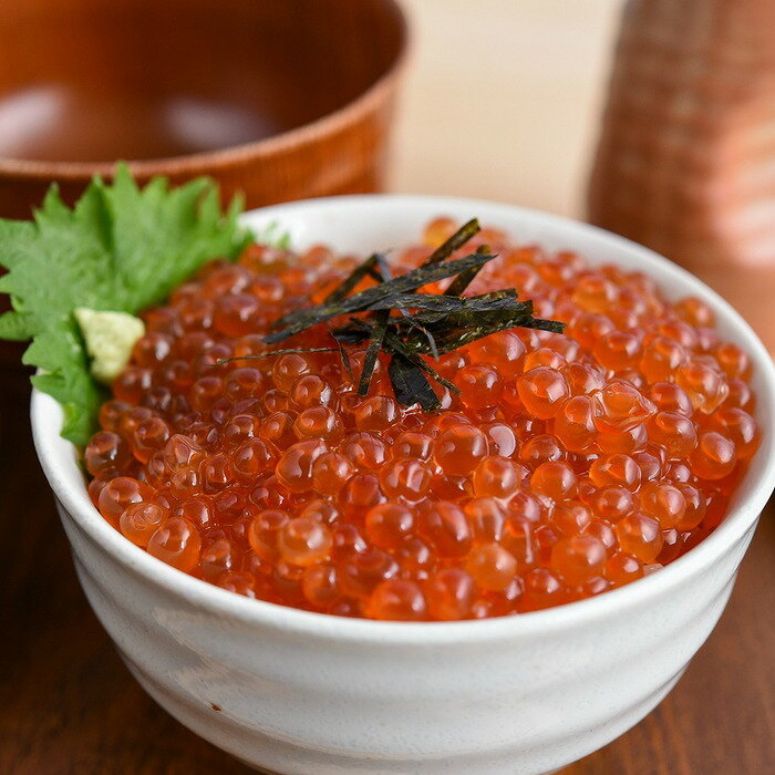 【ふるさと納税】 [北海道根室産] いくら醤油漬け 200g × 3P ( 計 600g ) イクラ 醤油 醤油漬 魚卵 鮭卵 お取り寄せ グルメ 海鮮 北海道 根室市 ふるさと納税 F-05007