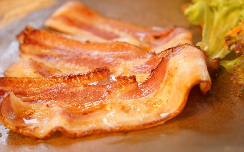 [055-10]定番ウインナー＆バラベーコンセット定期便≪各2パック 3ヶ月≫ 歩人