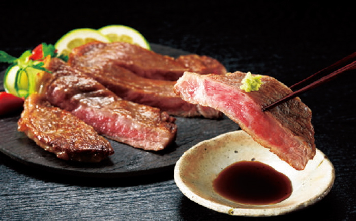 佐賀牛特選上ロースステーキ 計600g（300g×2枚） / 牛肉 / 佐賀県 / マルフクフーズ [41AOCS080]