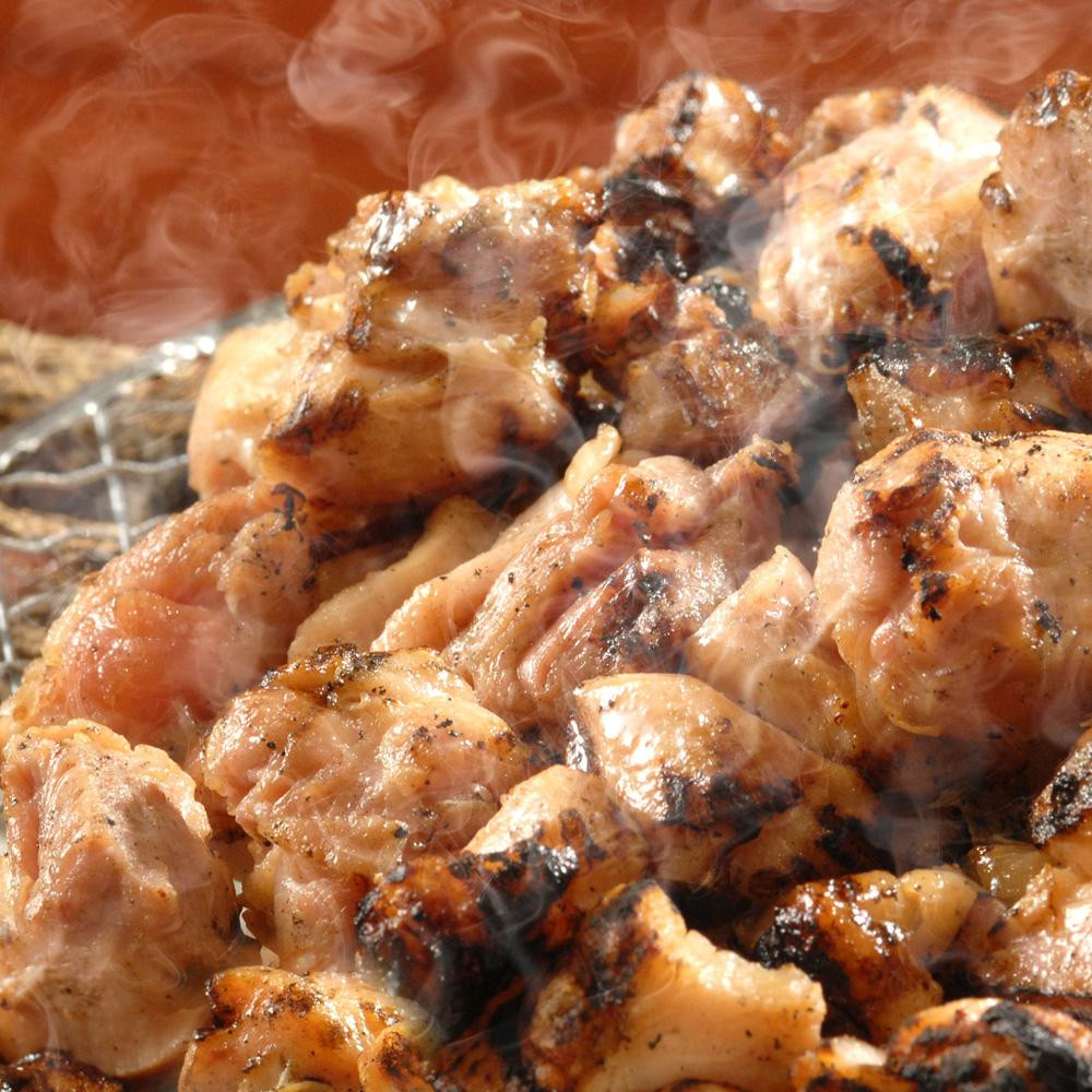 
はかた地どり モモ・ムネ肉 合計500g 塩胡椒付【化粧箱入】焼き鳥、焼き肉、すき焼き用
