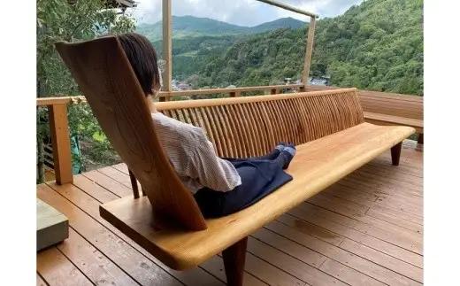【1点限り】『秦心工房』リラックスベンチ＜配送不可：北海道・沖縄・離島＞ 工芸品 手作り ハンドメイド 手仕事 2～3人用 ベンチ 松 マツ イス 椅子 木の椅子 インテリア 家具 職人技 福岡県 八