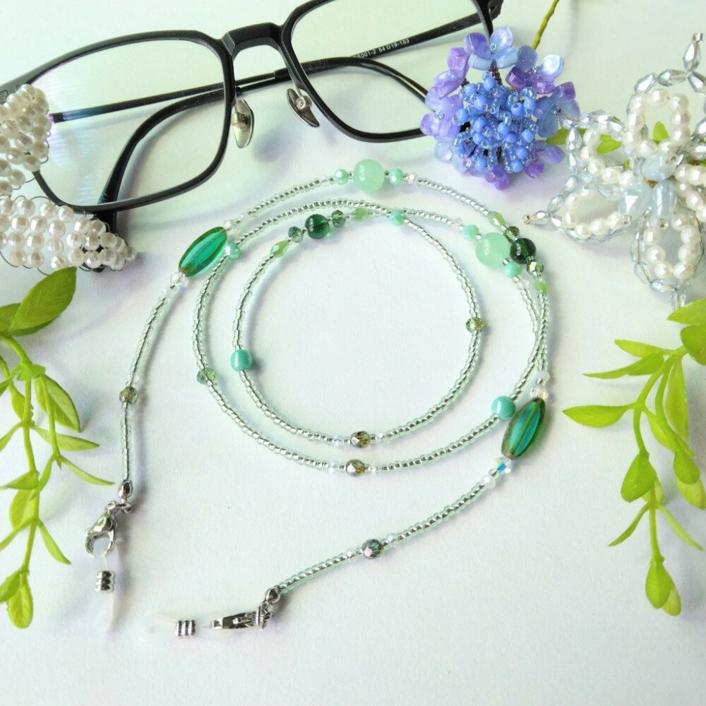 【ふるさと納税】癒しカラー　メガネチェーン　メガネホルダー　天然石　グリーン系　プレゼント　ギフト　 | 雑貨 小物 ファッション 人気 おすすめ 送料無料