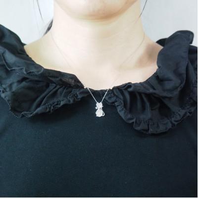 ふるさと納税 山梨県 『宝石の街 甲府』プラチナ ダイヤモンド0.28ct  猫 ペンダントネックレス(HH018782) |  | 03