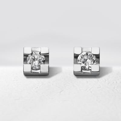 ふるさと納税 焼津市 プラチナ900 ダイヤモンド ピアス Eis(アイス)(b230-001) |  | 01
