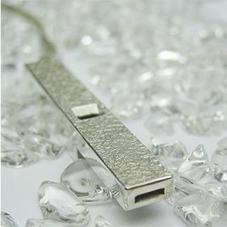 ふるさと納税 館山市 銀の笛　ストラップ |  | 02